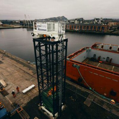 gravitricity-tower-install-leith (1)